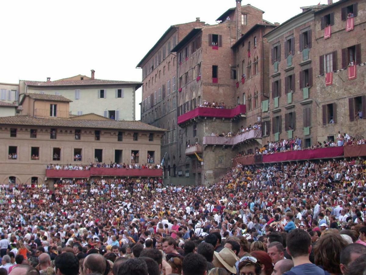 Appartamento Del Campo Siena Exterior foto